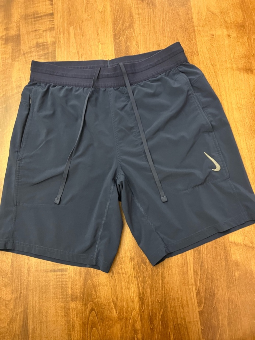 Nike Men's blue Dri-FIT yoga shorts size small